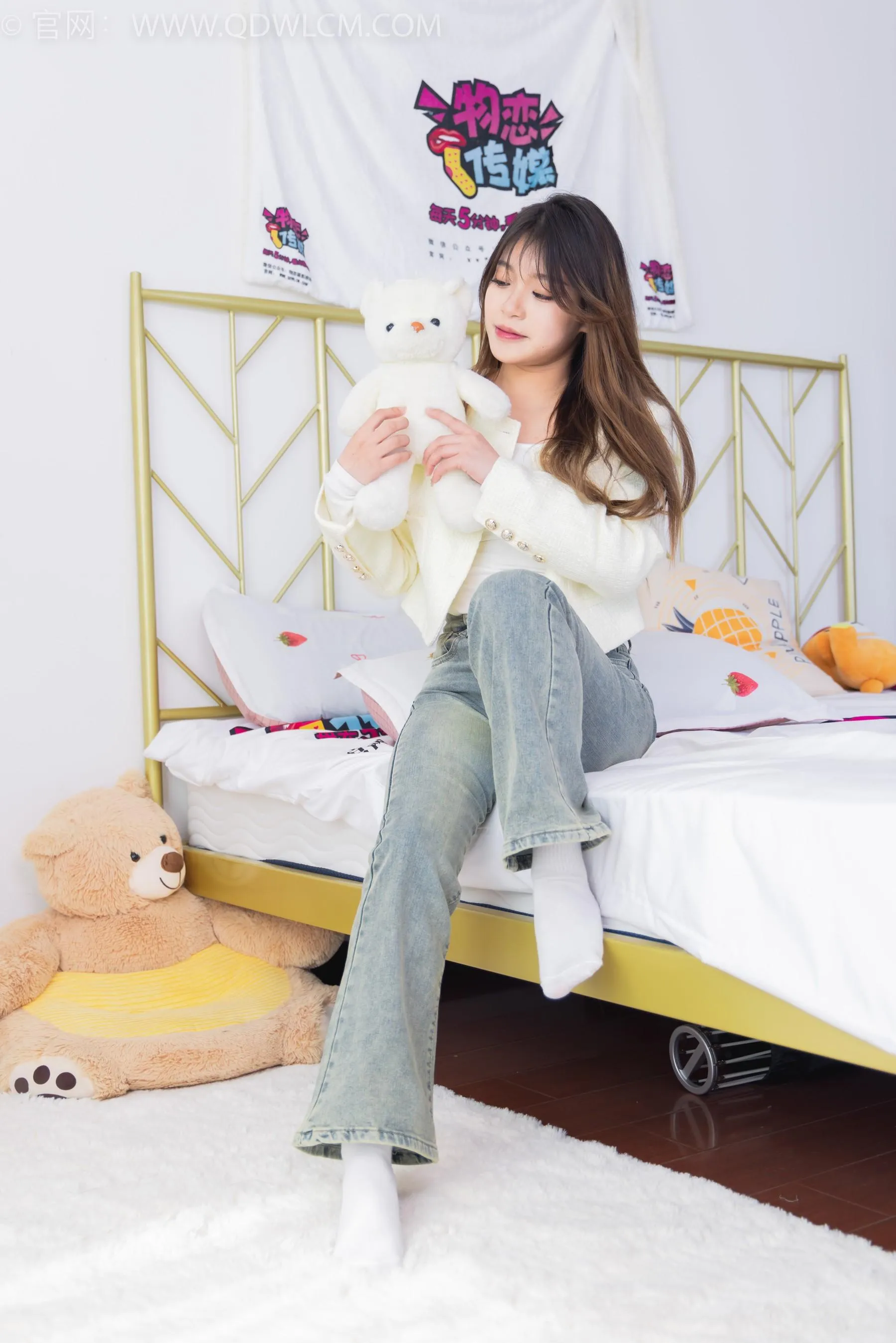 物恋传媒 NO.1556 闪闪-闪闪发光 [151P]插图7